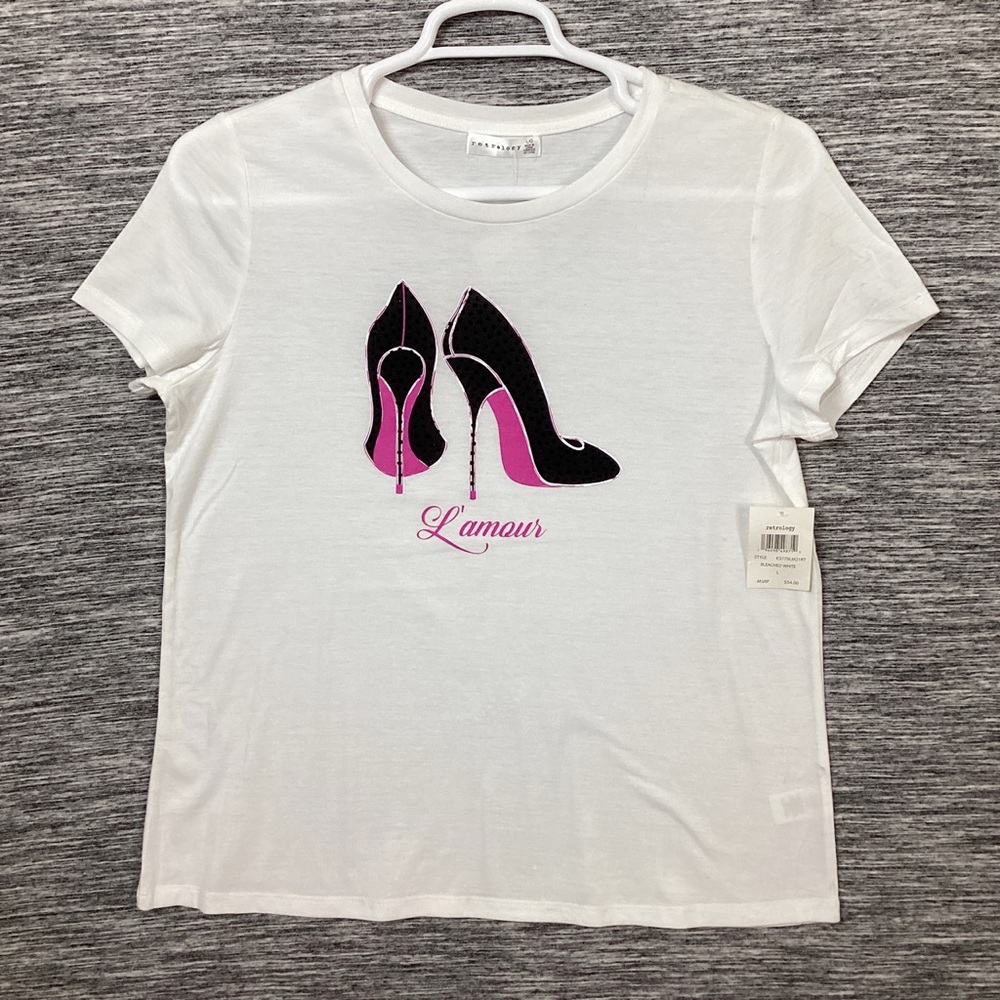 Retrology Women’s White Round Neck Short Sleeves Shirt with Heels Print L’AMOUR